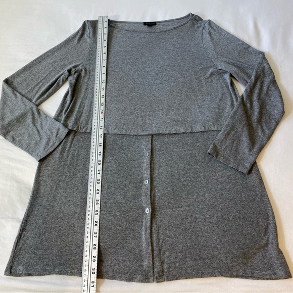 J Jill gray blouse size medium wearever collection Classic Staple Wardrobe Piece - Picture 8 of 8